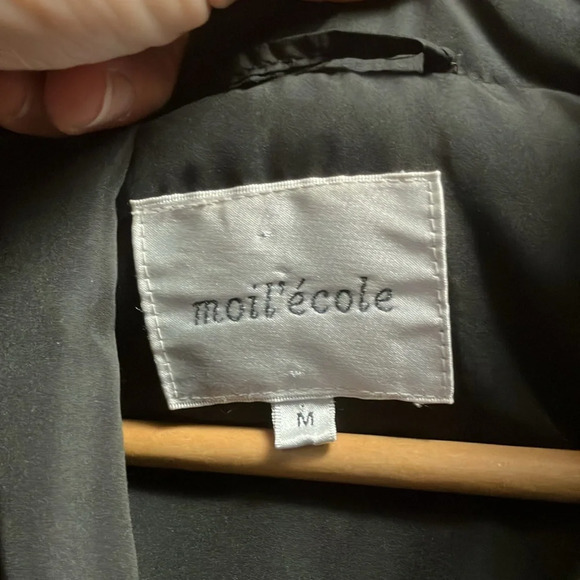 Women's Black Quilted Jacket with Fur Trim - Picture 7 of 12